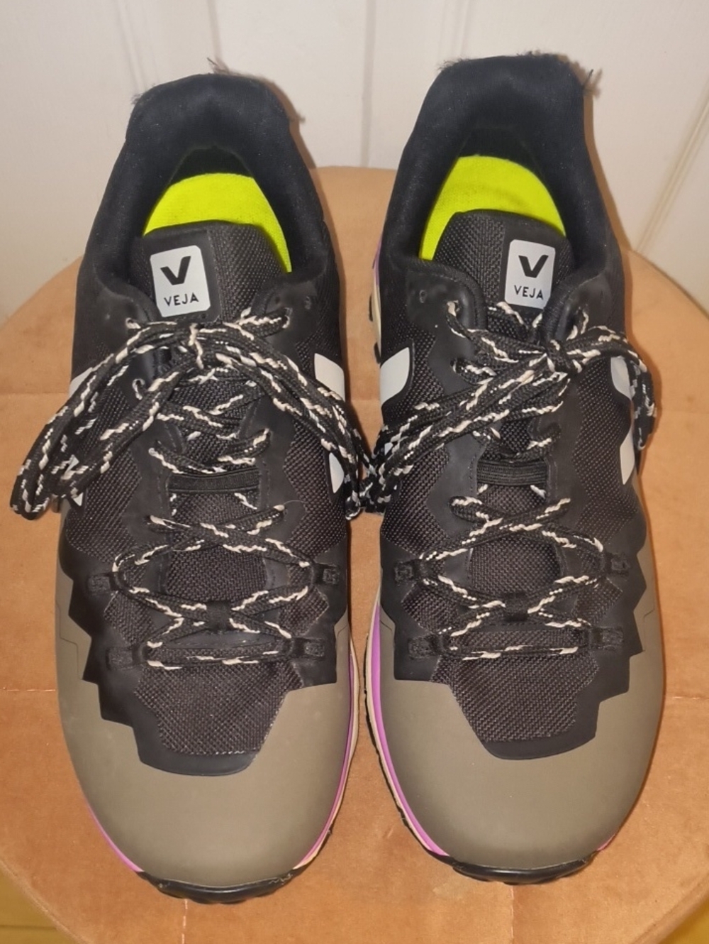 VEJA FITZ ROY TREK-SHELL BLACK OXFORD GREY KAKI Size 9 - Picture 2 of 8